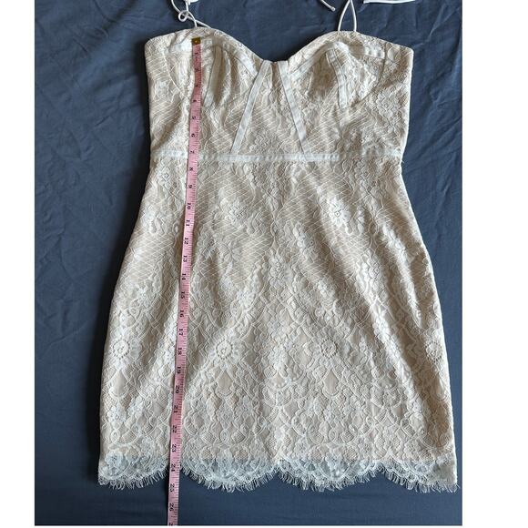 Superdown White Lace and Nude Mini Dress, Bustier/Corset style, size Medium - Picture 5 of 6